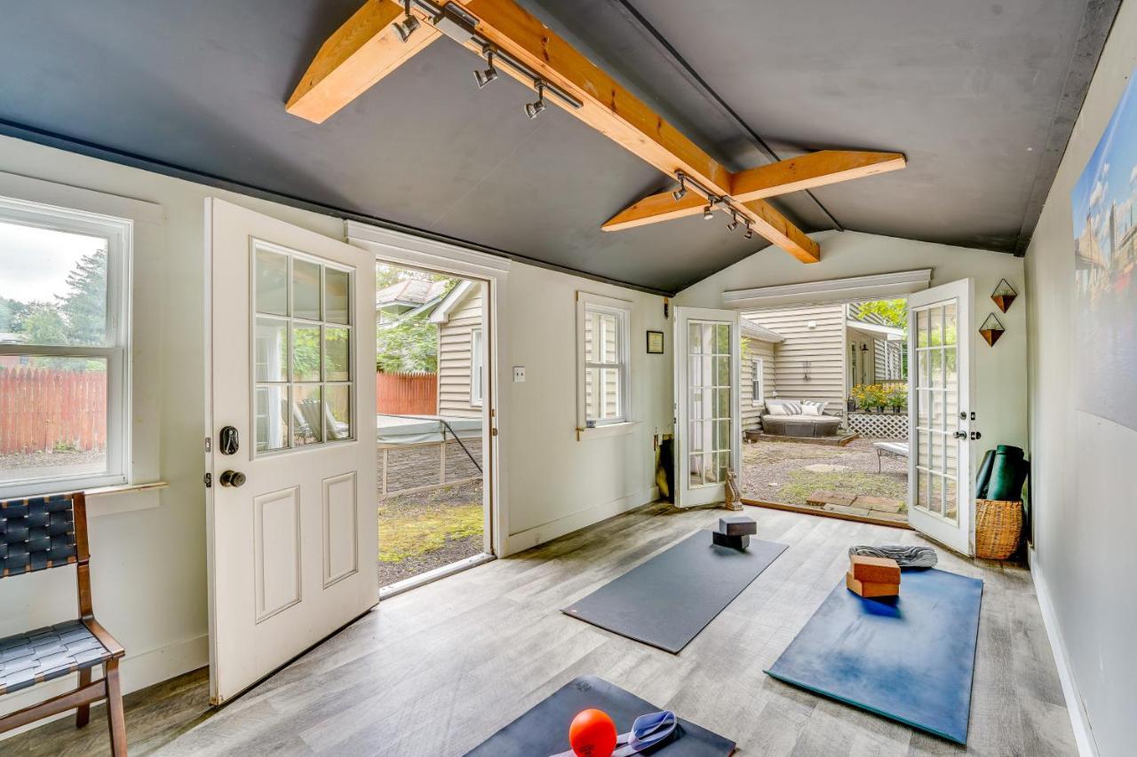 Upper Black Eddy Home With Delaware River Access! Exterior photo